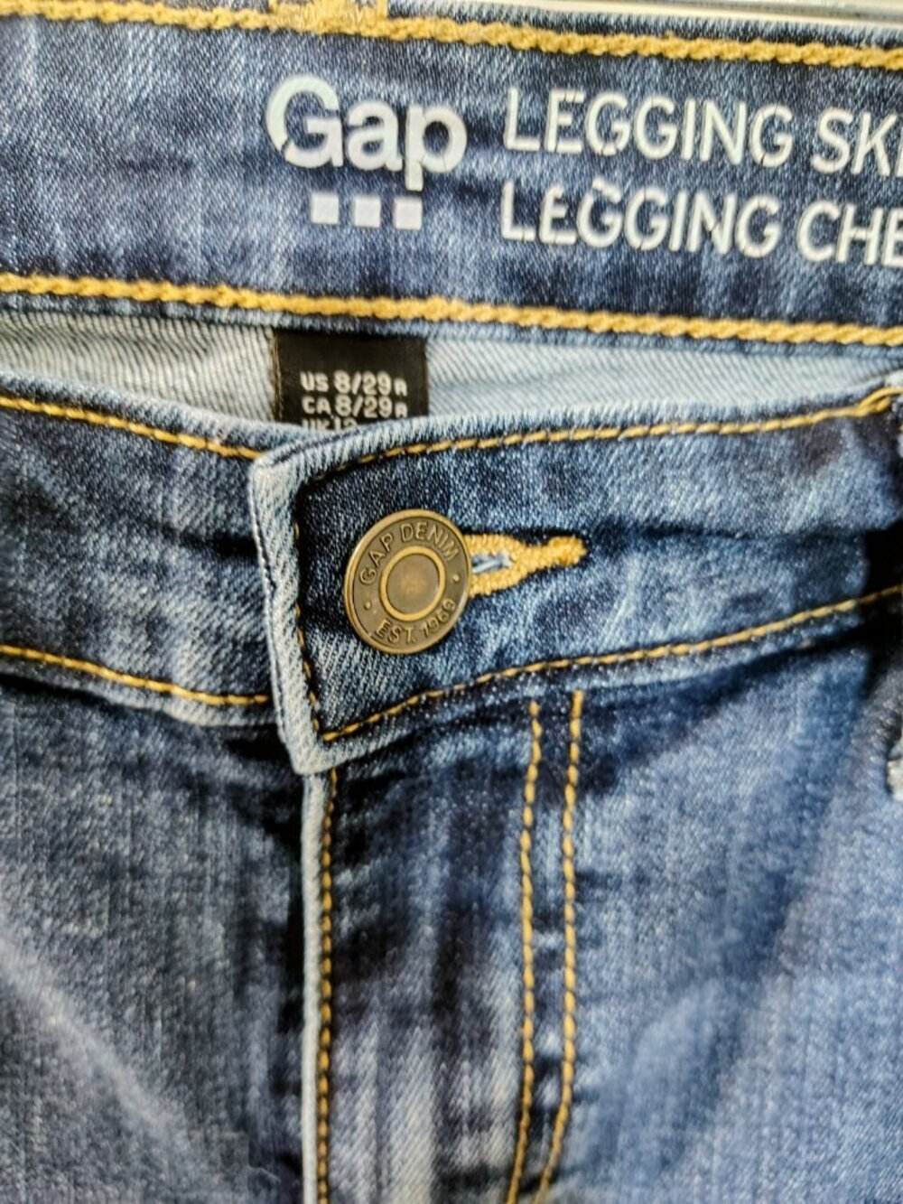 Gap Legging Skimmer jeans, medium wash, Size 8/29
